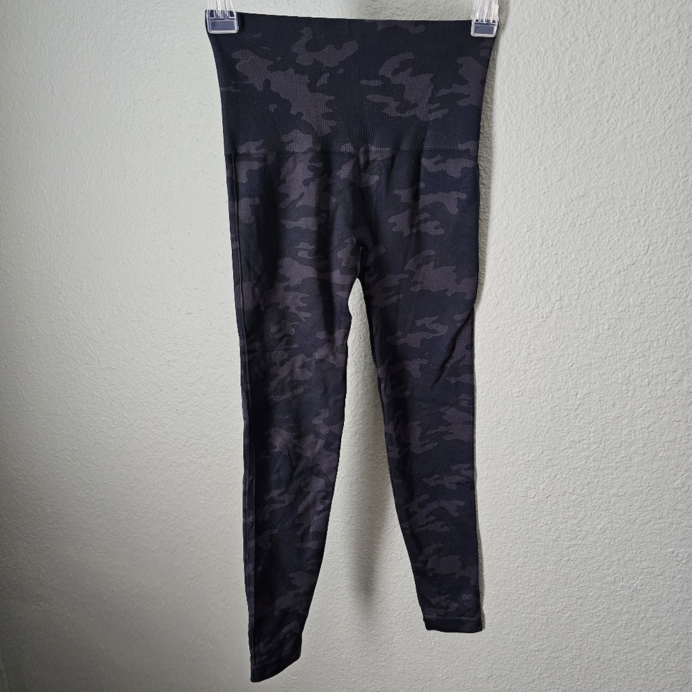 Spanx Camo Leggings S/P